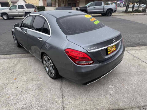 2018 Mercedes-Benz C-Class C 300