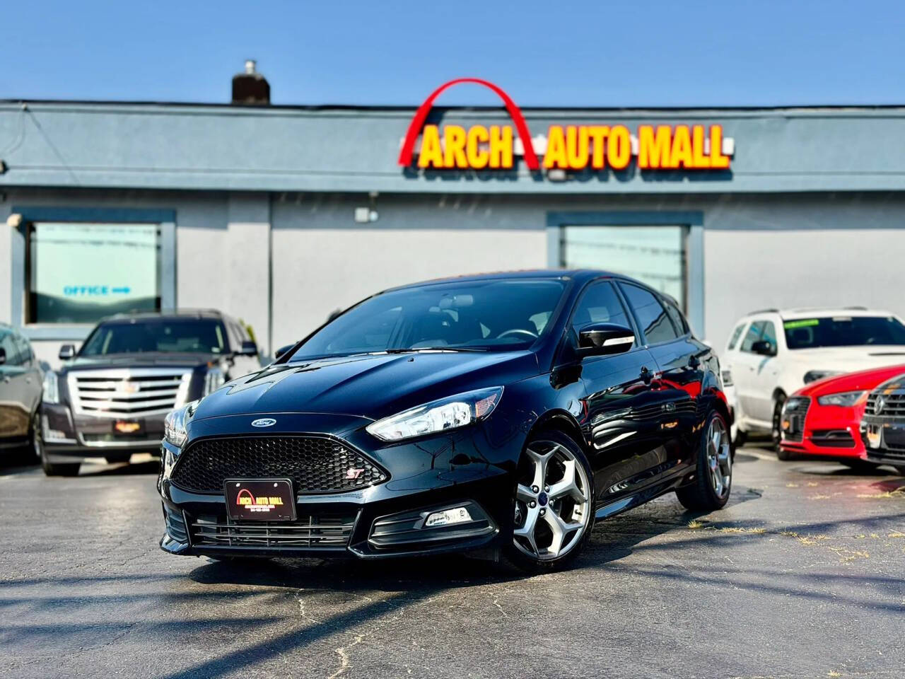 Black 2017 Ford Focus ST ST 4dr Hatchback 1