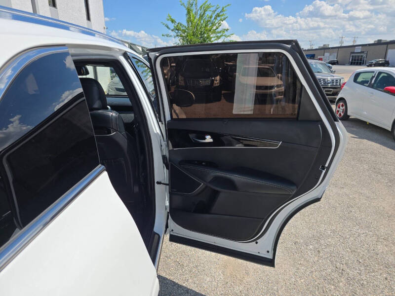 2017 Kia Sorento SX Limited V6
