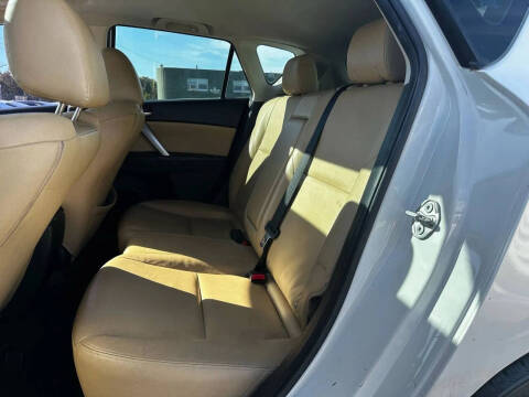 2013 Mazda MAZDA3 i Grand Touring