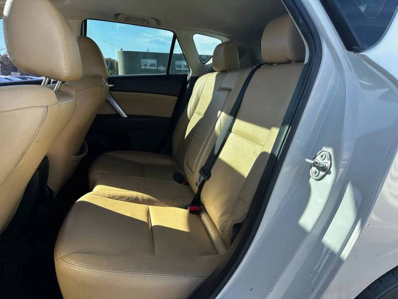 2013 Mazda MAZDA3 i Grand Touring