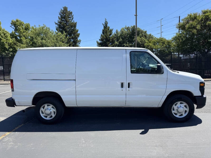 2011 Ford E-Series