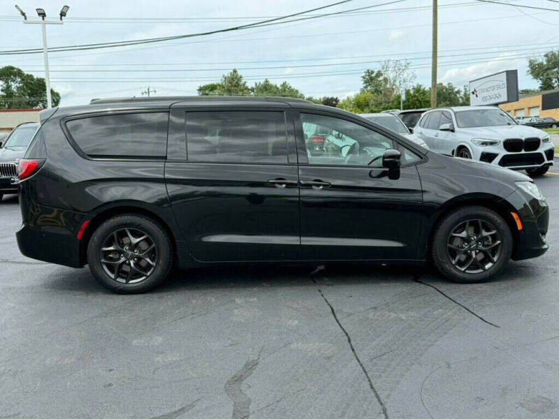 2018 Chrysler Pacifica Limited