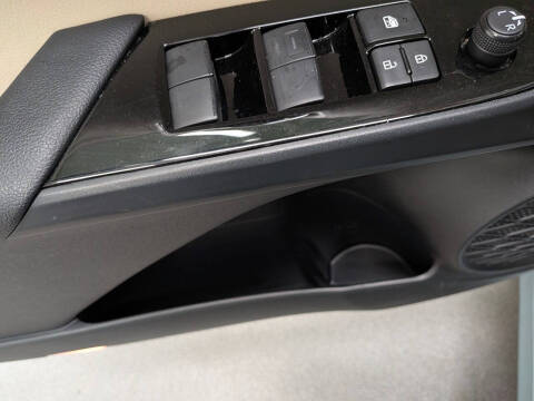 2021 Toyota Prius LE AWD-e