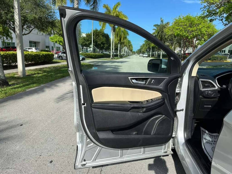 2017 Ford Edge SEL