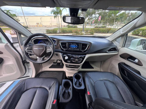 2018 Chrysler Pacifica Touring L