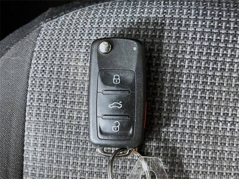 2018 Volkswagen Beetle 2.0T S