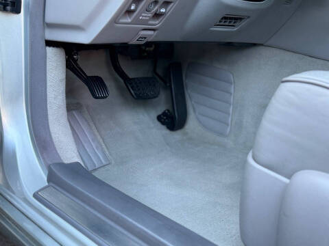 2003 Lexus LS 430