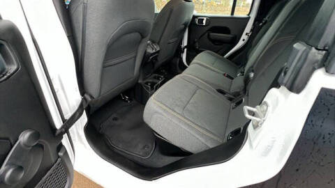 2024 Jeep Gladiator Sport