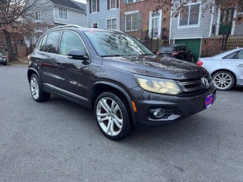 2016 Volkswagen Tiguan for sale at H & R Auto in Arlington VA