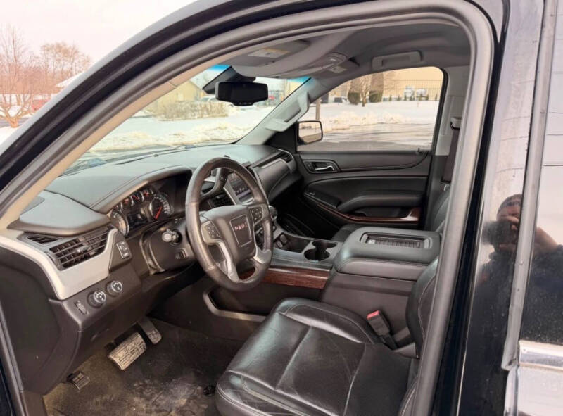 2017 GMC Yukon SLT