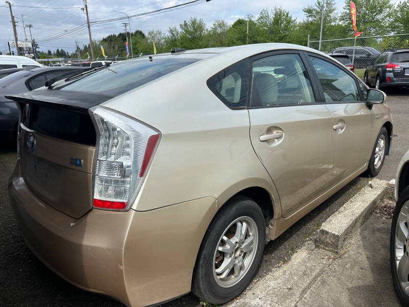 2010 Toyota Prius I