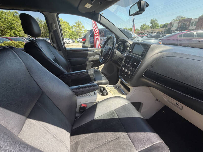 2017 Dodge Grand Caravan SXT