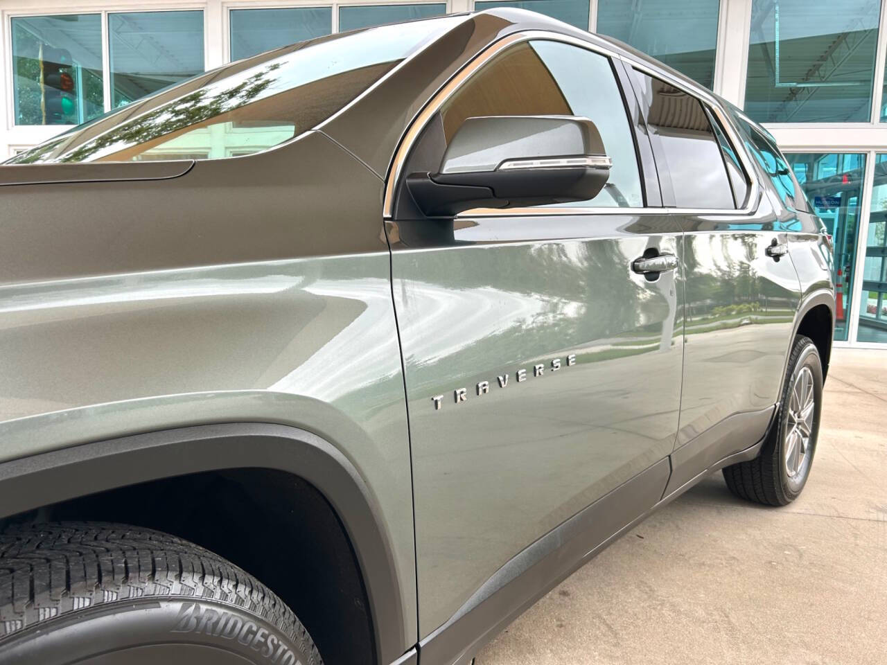 2023 Chevrolet Traverse 12