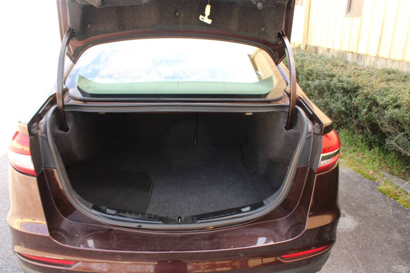 2019 Ford Fusion SE