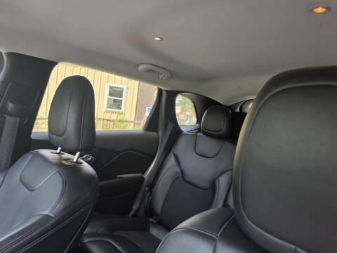 2020 Jeep Cherokee Altitude