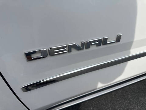 2020 GMC Yukon Denali