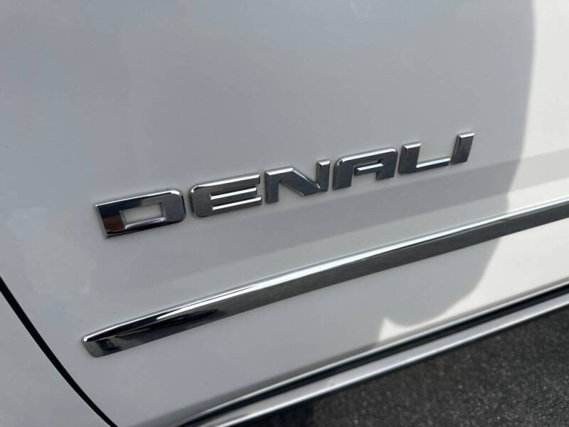 2020 GMC Yukon Denali