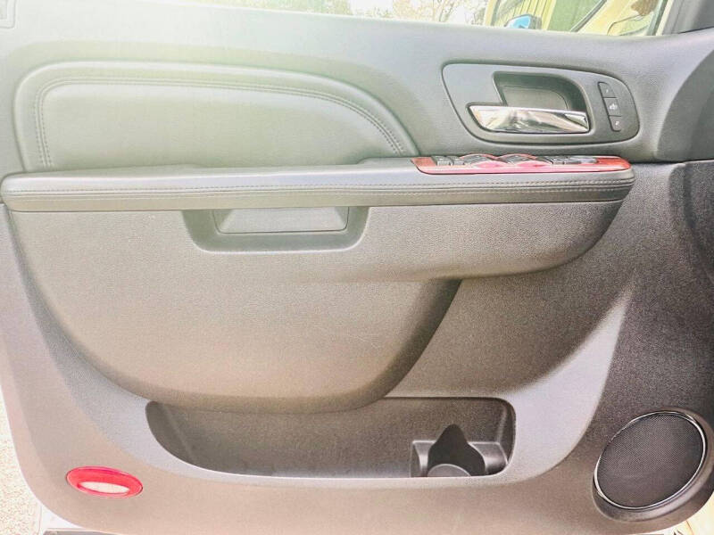 2013 Cadillac Escalade Luxury