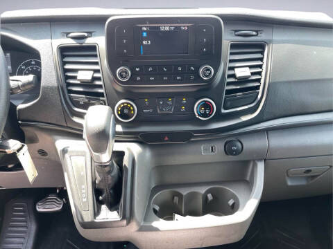 2025 Ford Transit
