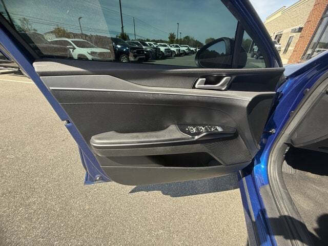 2023 Kia K5