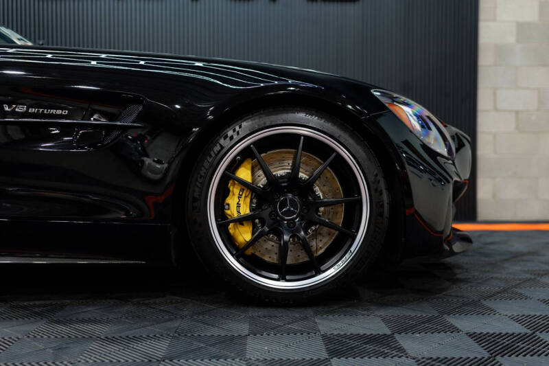 2018 Mercedes-Benz AMG GT R