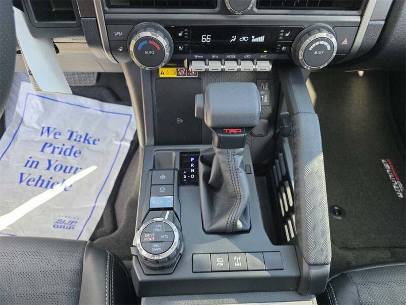 2025 Toyota 4Runner TRD Off-Road Premium