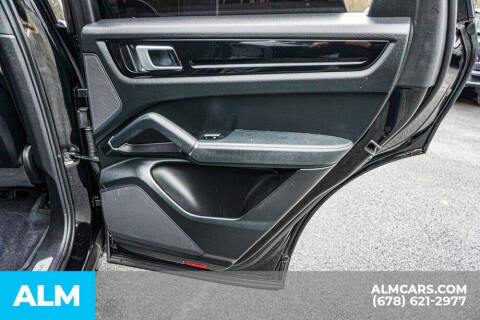 2022 Porsche Cayenne