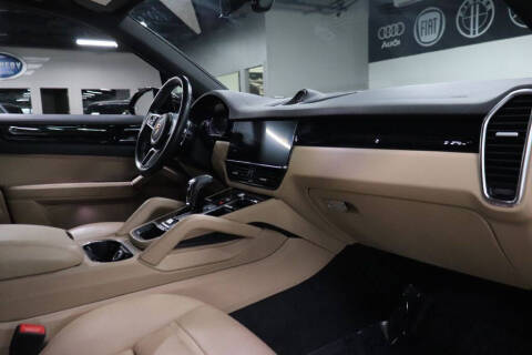 2022 Porsche Cayenne