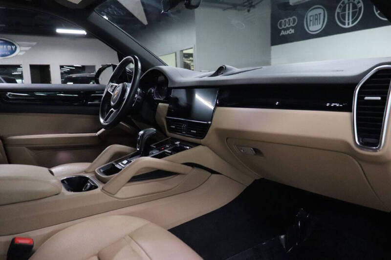 2022 Porsche Cayenne