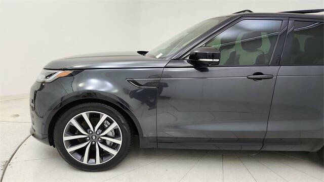 2024 Land Rover Discovery P300 Dynamic SE