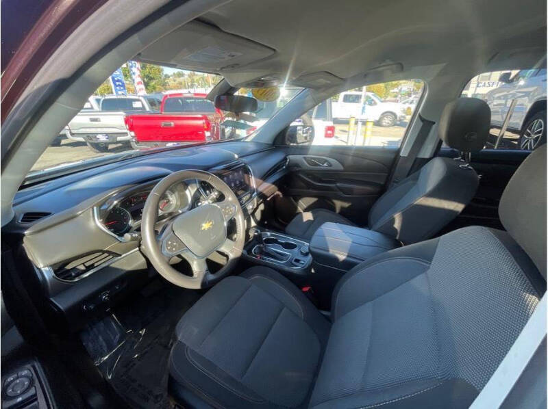 2020 Chevrolet Traverse LT Cloth