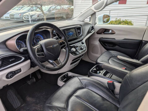 2018 Chrysler Pacifica Touring L