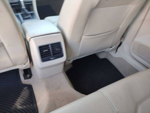 2014 Volkswagen Passat 1.8T SE PZEV