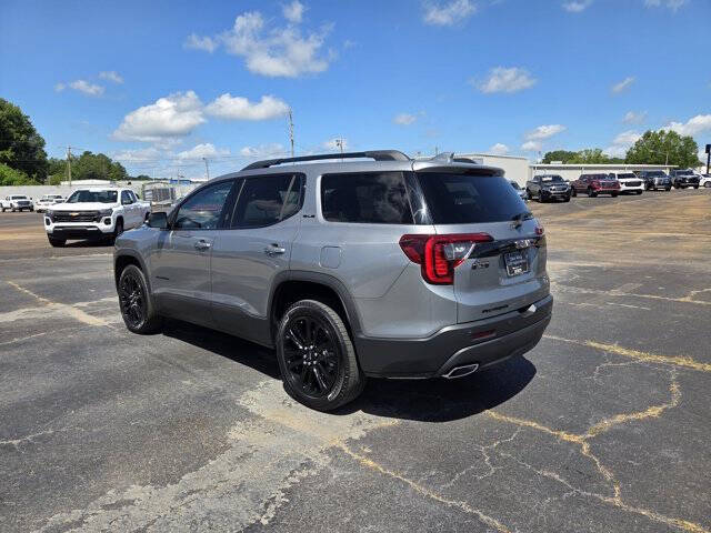 2023 GMC Acadia SLE