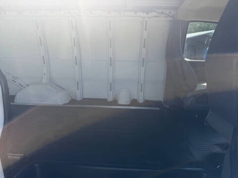 2017 Chevrolet Express 2500