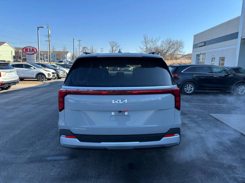 2026 Kia Carnival EX
