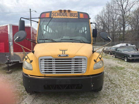 2009 Freightliner B2 Chassis