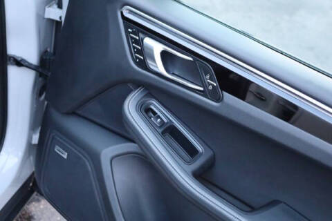 2023 Porsche Macan S