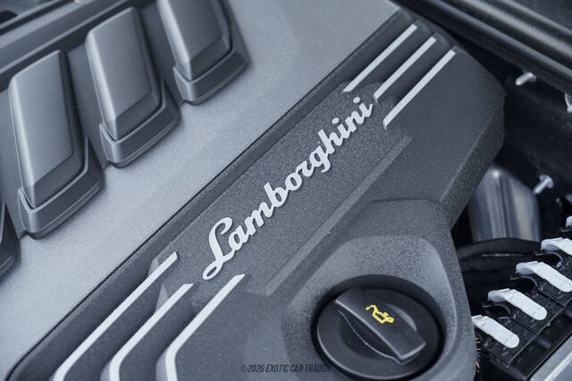 2024 Lamborghini Urus S