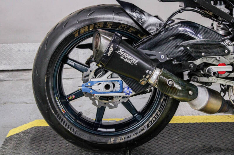 2014 BMW HP 4
