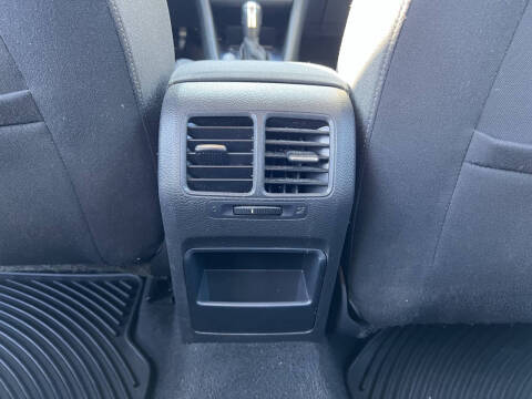 2012 Volkswagen Golf 2.5L PZEV