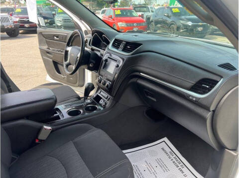 2017 Chevrolet Traverse LT