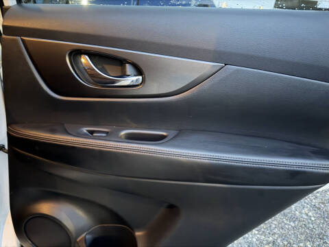 2014 Nissan Rogue SV