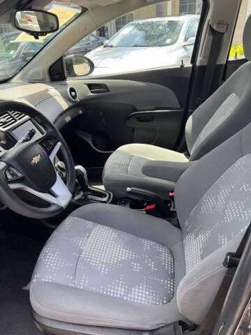 2020 Chevrolet Sonic LT