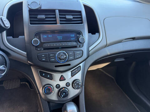 2014 Chevrolet Sonic LT Auto