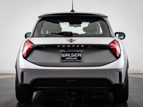 2025 MINI Hardtop 2 Door