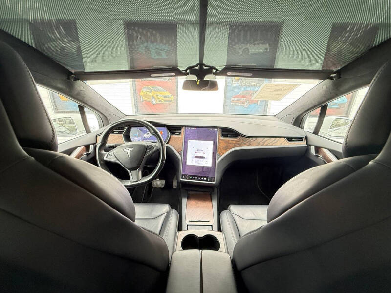 2019 Tesla Model X Long Range