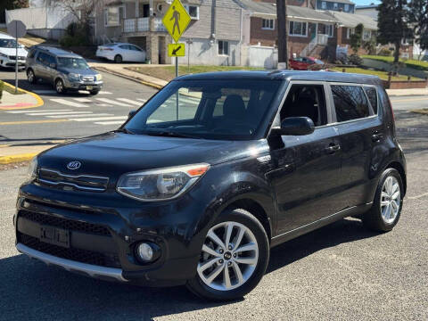 2019 Kia Soul +