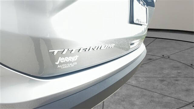 2024 Ford Edge Titanium